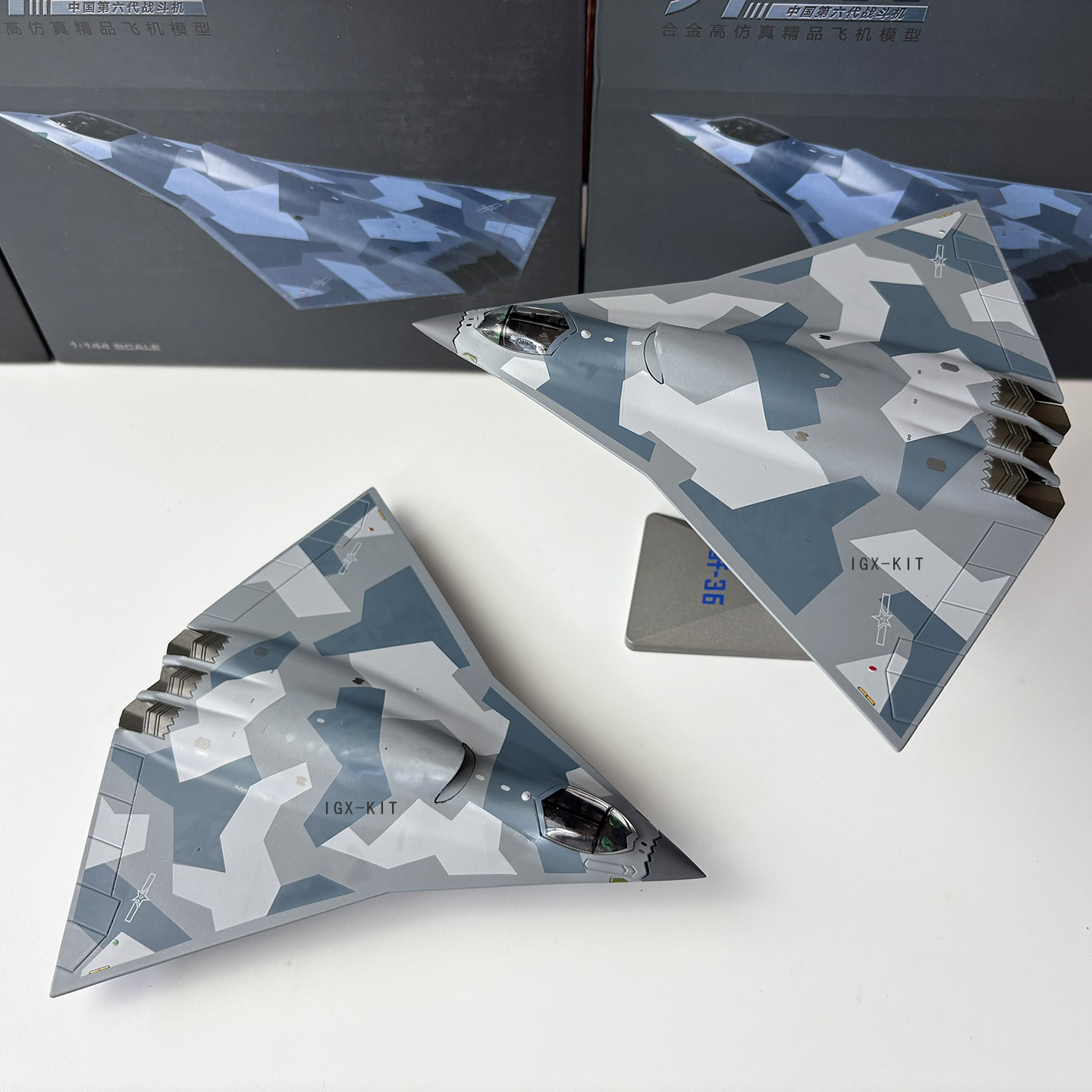 نموذج طائرة مقاتلة صينية من ال - مراجعة Model Kit Plane وسعره