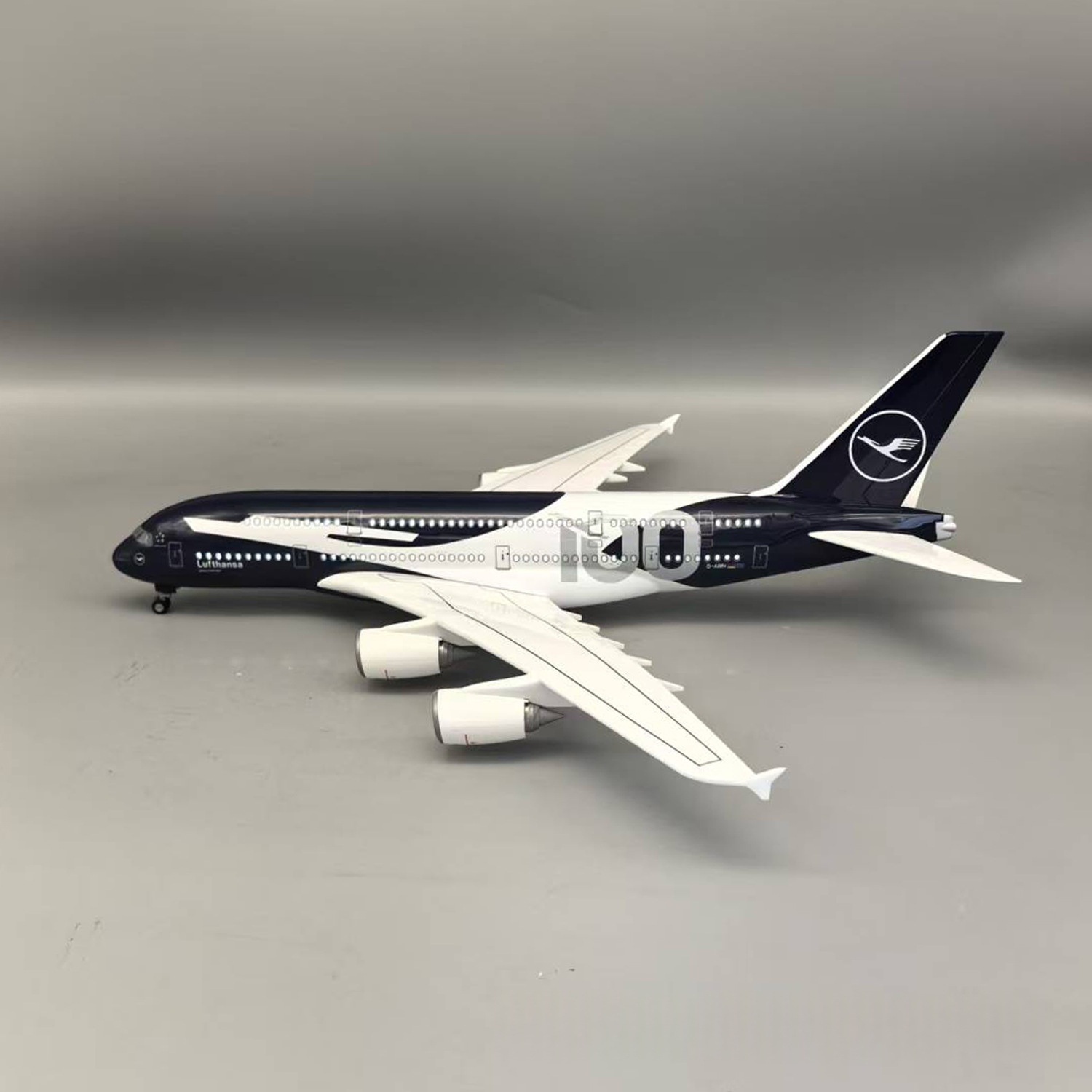 نموذج طائرة لوفتهانزا A380 الج - مراجعة Model Kit Plane وسعره