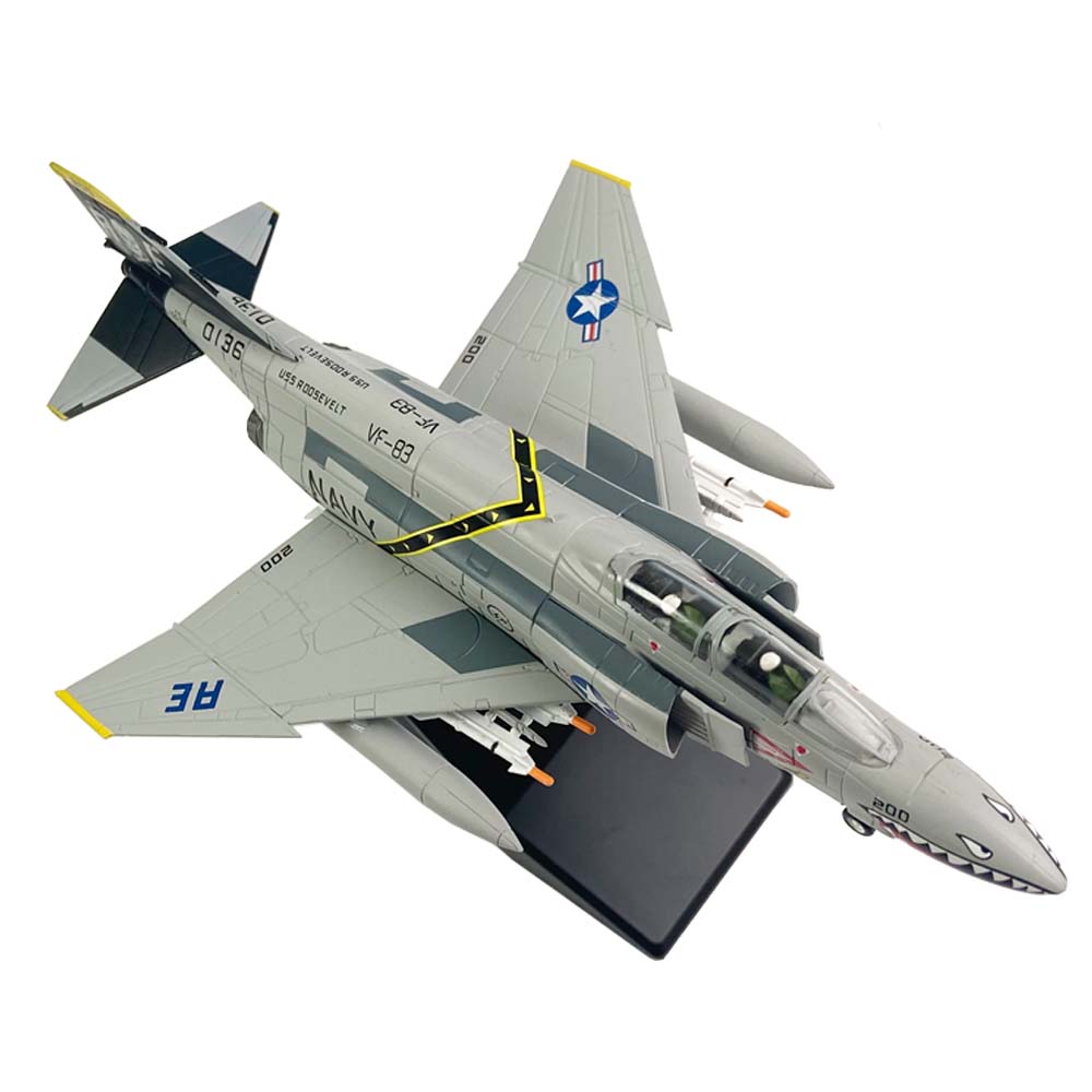 نموذج طائرة معدنية بمقياس 1:10 - مراجعة Model Kit Plane وسعره