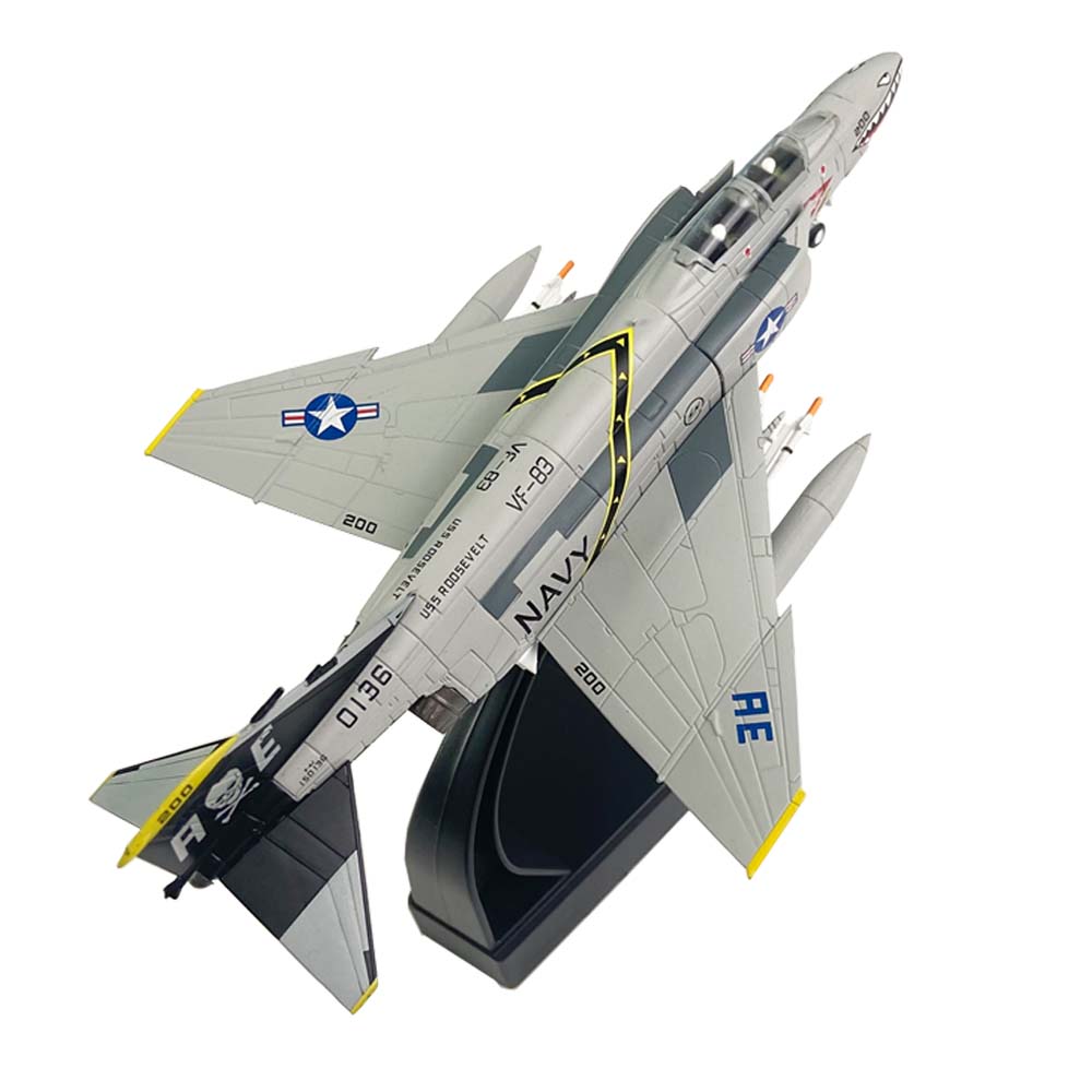 نموذج طائرة معدنية بمقياس 1:10 - مراجعة Model Kit Plane وسعره