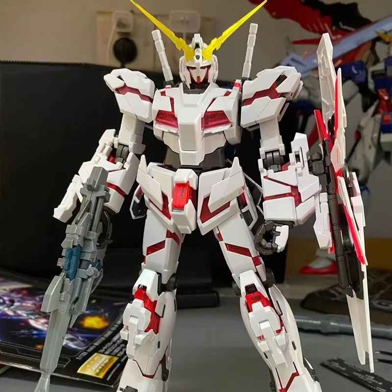 متوفر في المخزون Hg 1/144 Rx-0 - مراجعة Gundam Model Mg وسعره