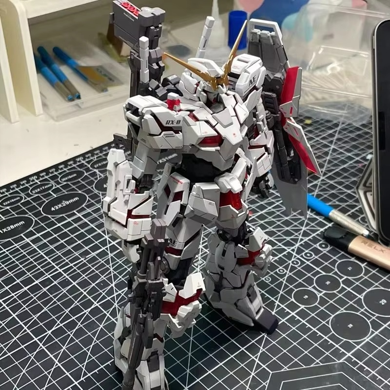 متوفر في المخزون Hg 1/144 Rx-0 - مراجعة Gundam Model Mg وسعره