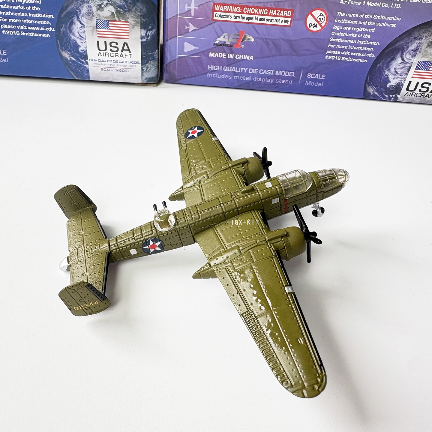 نموذج طائرة عسكرية مصبوبة بالق - مراجعة Model Kit Plane وسعره
