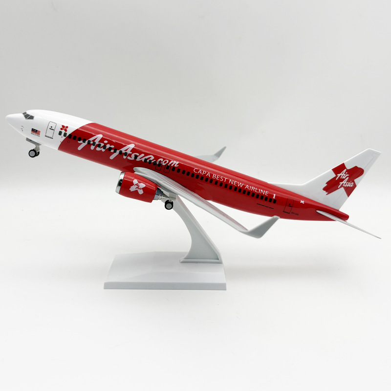 نموذج طائرة لعبة بطول 30 سم من - مراجعة Model Kit Plane وسعره